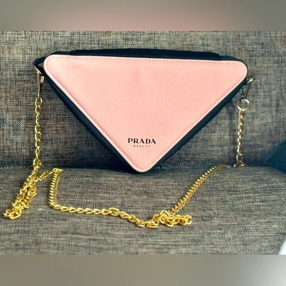 Prada Beauty Pink and Black Triangle Clutch/crossbody  With Stunning Gold chain - Picture 6 of 8